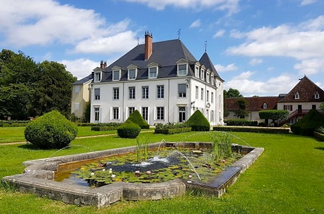 Chateau de Laas